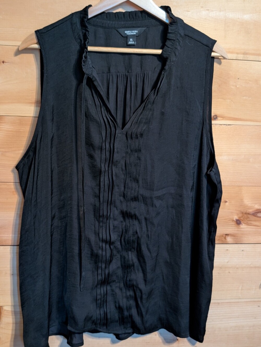Simply Vera Black Sleeveless Top *XL
